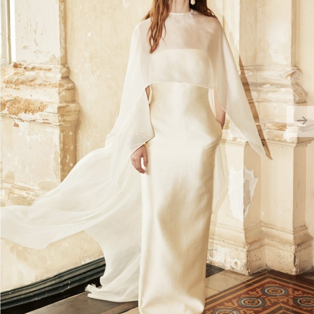 Elegant Cream Bridal Gown